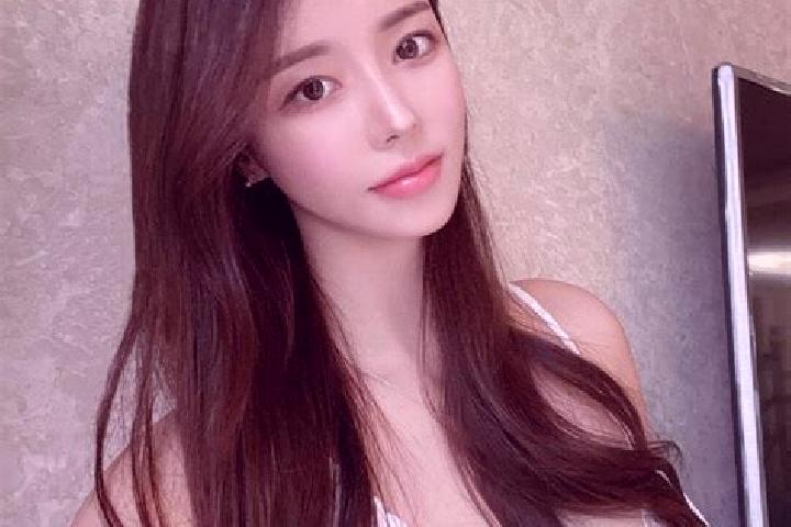 Abigail, 31 — Escort in Sairam, China