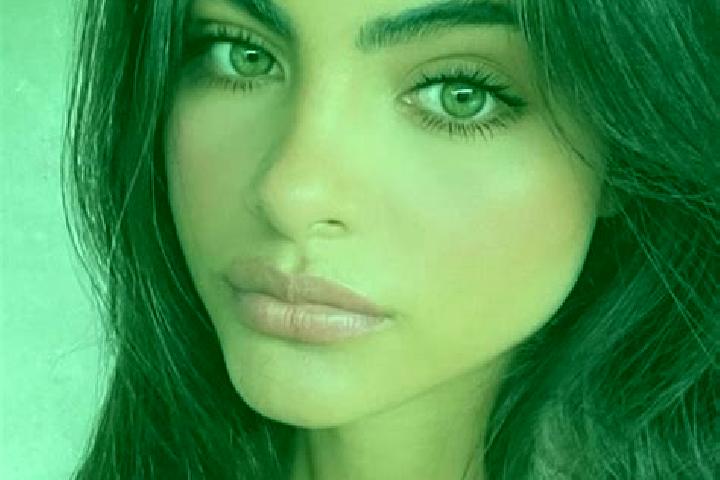 Abigail, 32, a brunette green-eyed latina companion based in Malborough. Offering OWO, Girlfriend Experience, Couples. Available for incall and outcall, day ...