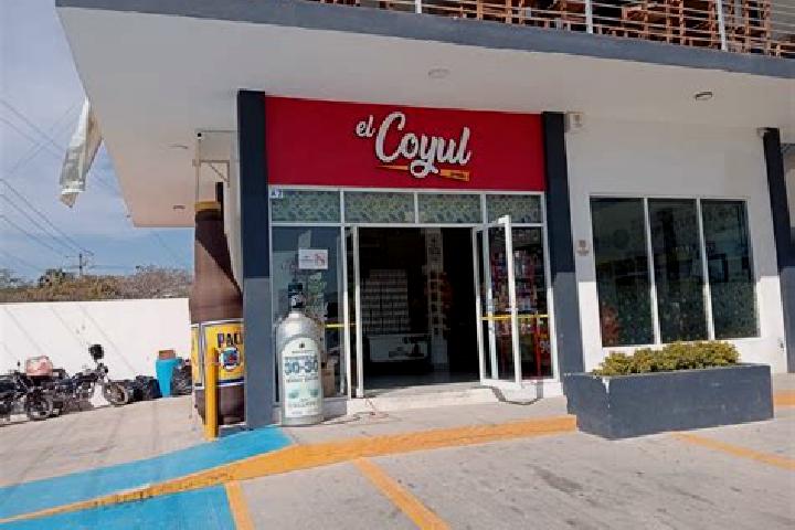 Abigail, 32 — Escort in Coyul, Mexico