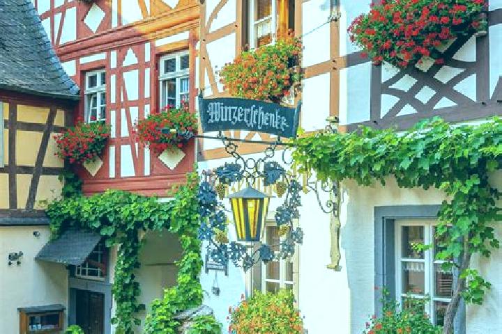 Abigail, 32 — Escort in Uppershausen, Germany
