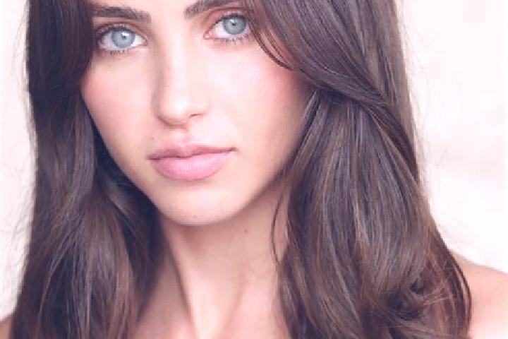 Abigail, 33, a brunette dark-eyed mediterranean companion based in Vicente Noble. Offering GFE, Striptease, 69, OWO, Dinner Date. Available for incall and ou...