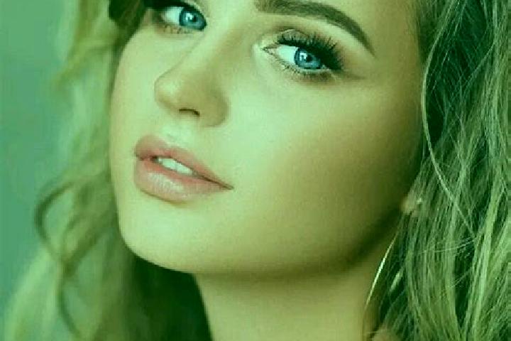 Abigail, 33, a dark blonde blue-eyed middle eastern companion based in Kobilja Glava. Offering Erotic Massage, Massage, Travel Companion, Striptease. Availab...