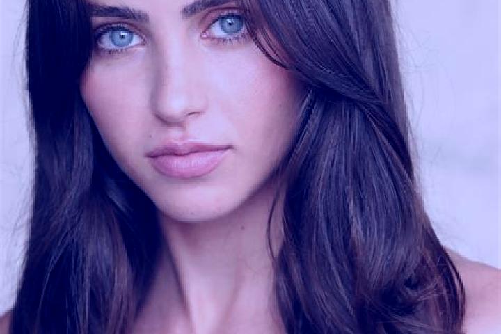 Abigail, 33, a dark blonde hazel-eyed caribbean companion based in Sommer. Offering OWO, Prostate Massage, Striptease, Deep French Kissing, Overnight. Availa...