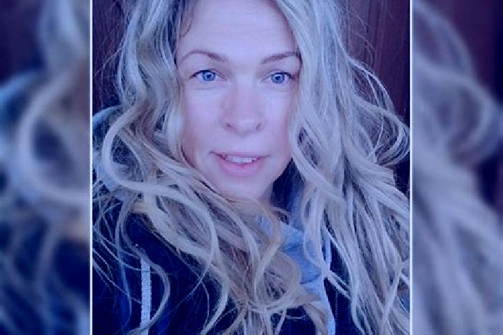 Abigail, 33 — Escort in Dolni Roven, Czech Republic