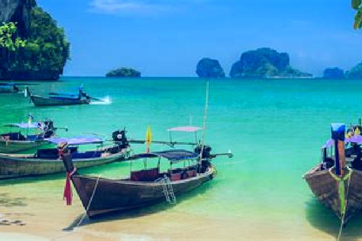 Abigail, 33 — Escort in Hua Sai, Thailand