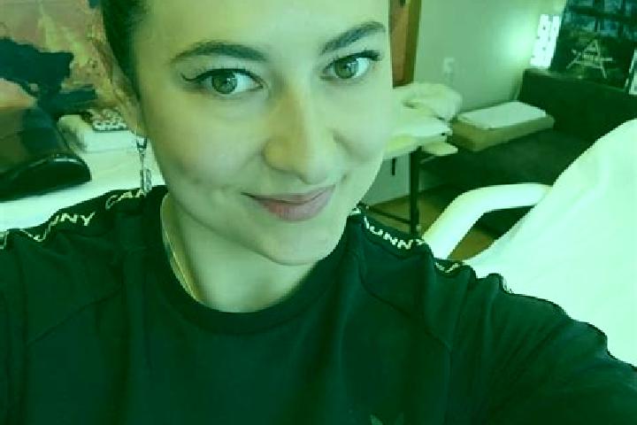 Abigail, 34, a black grey-eyed mediterranean companion based in Gramado dos Loureiros. Offering Massage, Fetish, Prostate Massage, Roleplay. Available for in...