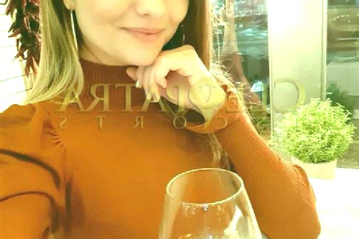 Abigail, 34, a blonde amber-eyed caucasian companion based in Ponce de Leon. Offering Dinner Date, OWO, Massage, Striptease. Available for incall and outcall...