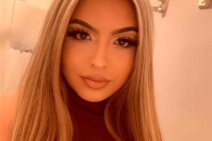 Abigail, 34, a blonde brown-eyed latina companion based in Geelong West. Offering A-Level, BDSM. Available for incall and outcall, day and evening dates.