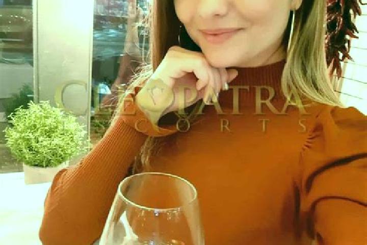 Abigail, 34, a blonde dark-eyed ebony companion based in Llano de los Laureles. Offering GFE, Dinner Date, Domination, OWO. Available for incall and outcall,...