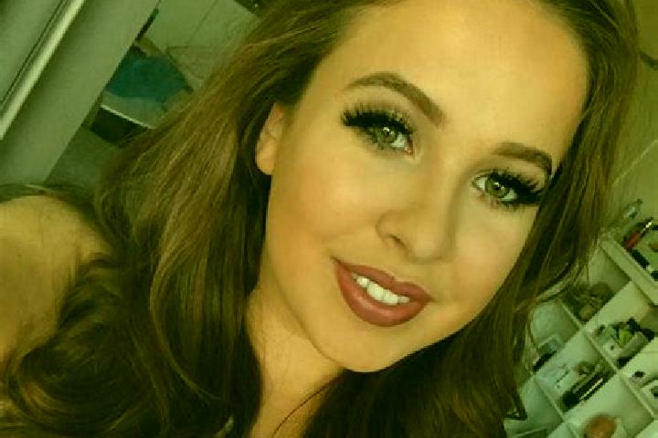 Abigail, 34, a brunette brown-eyed mixed companion based in Alacahan. Offering Fetish, 69, Girlfriend Experience. Available for incall and outcall, day and e...