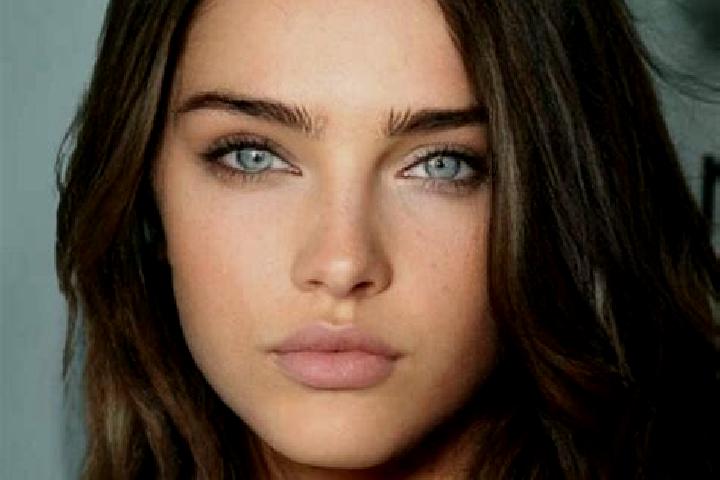 Abigail, 34, a brunette green-eyed mixed companion based in Rochefort-sur-Loire. Offering Couples, BDSM, Deep French Kissing, 69, Travel Companion. Available...