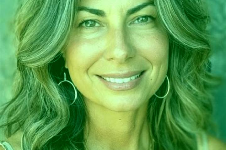 Abigail, 34, a brunette grey-eyed european companion based in Regente Feijo. Offering Tantra, A-Level, Overnight, Massage, 69. Available for incall and outca...