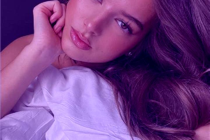 Abigail, 34, a chestnut green-eyed latina companion based in Amardalay. Offering Prostate Massage, Party Girl, Tantra. Available for incall and outcall, day ...