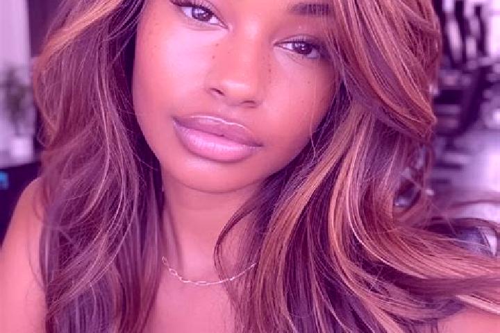 Abigail, 34, a dark blonde brown-eyed mixed companion based in Tanosso. Offering BDSM, Deep French Kissing, Girlfriend Experience, Roleplay. Available for in...