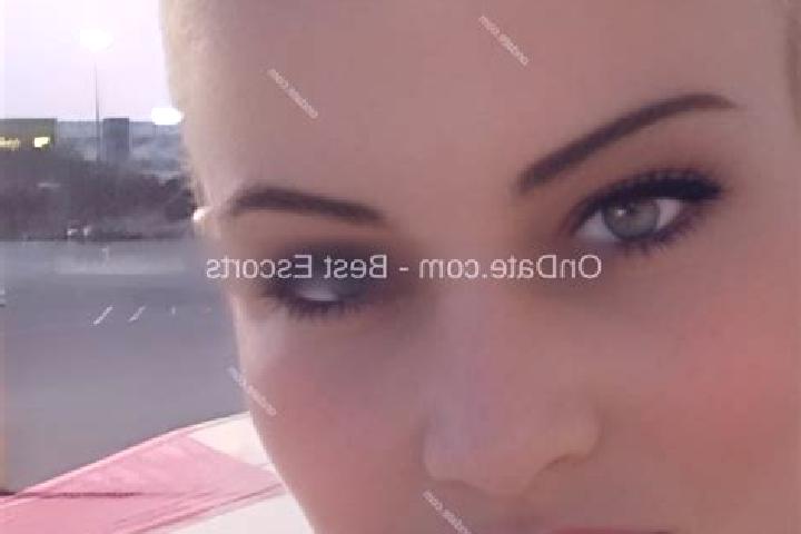 Abigail, 34 — Escort in Clinton, United States