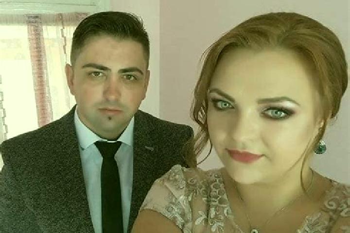 Abigail, 34 — Escort in Manoleasa, Romania