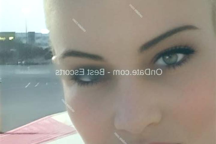 Abigail, 34 — Escort in Serbotesti, Romania