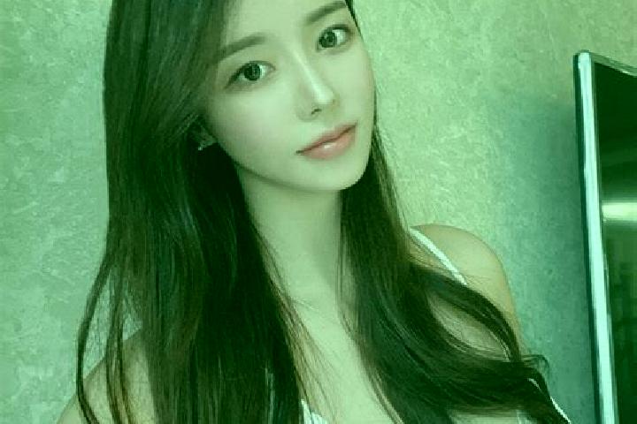 Abigail, 34 — Escort in Xiashihao, China