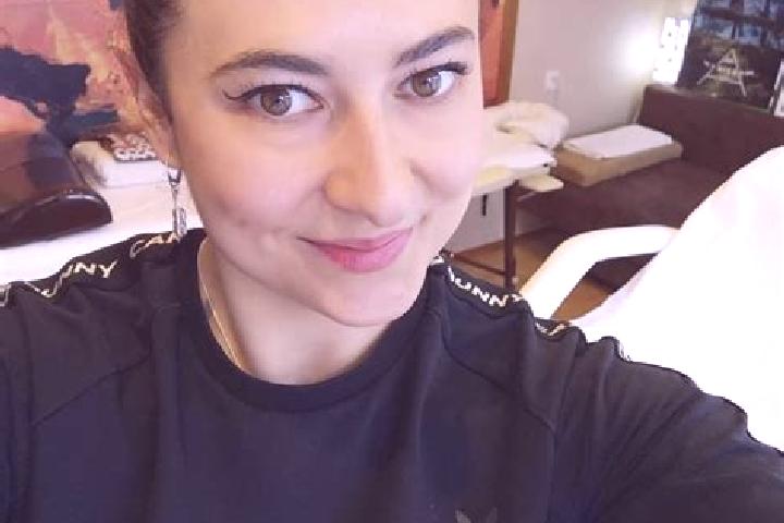 Abigail, 35, a black green-eyed caucasian companion based in Saint-Vincent-de-Mercuze. Offering Roleplay, CIM, Prostate Massage. Available for incall and out...