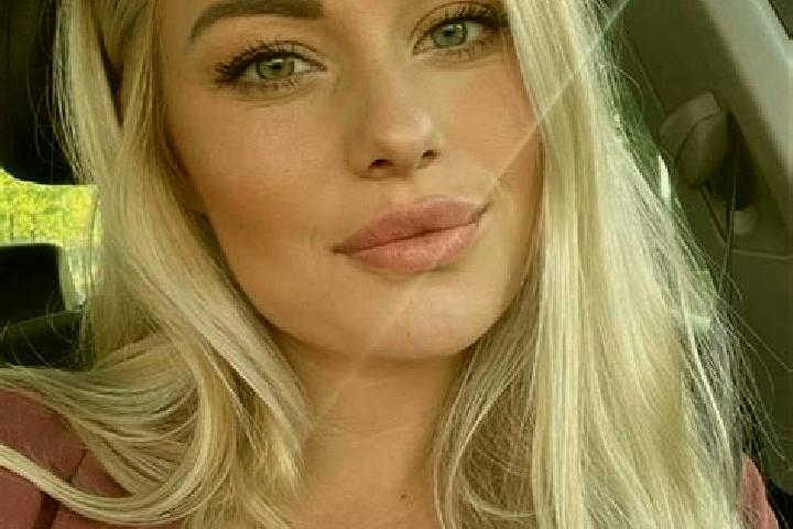 Abigail, 35, a blonde hazel-eyed mixed companion based in Ourton. Offering GFE, Girlfriend Experience, BDSM, CIM. Available for incall and outcall, day and e...