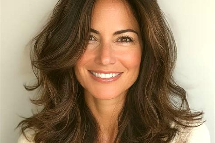 Abigail, 35, a brunette grey-eyed middle eastern companion based in Wang er. Offering Deep French Kissing, Girlfriend Experience, 69, Erotic Massage. Availab...