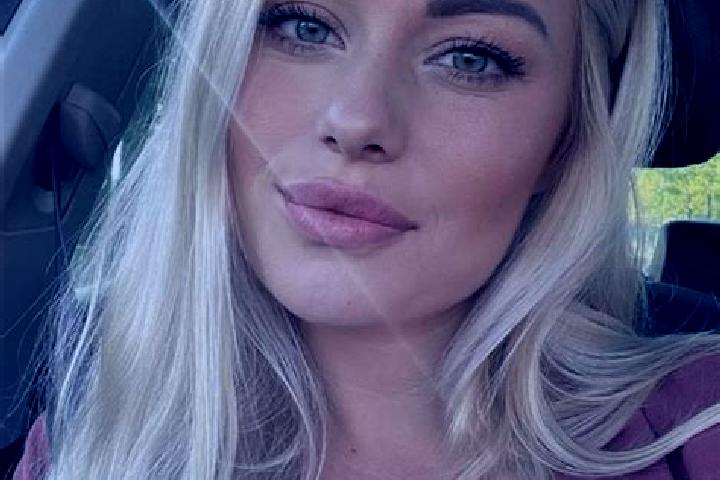 Abigail, 35, a dark blonde hazel-eyed caucasian companion based in Albisheim. Offering A-Level, Couples, Domination, Striptease, CIM. Available for incall an...