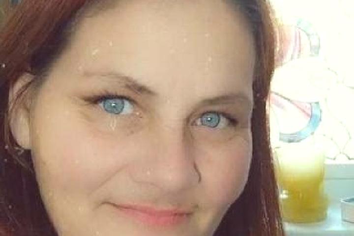 Abigail, 35, a red dark-eyed mixed companion based in Point Frederick. Offering OWO, 69. Available for incall and outcall, day and evening dates.