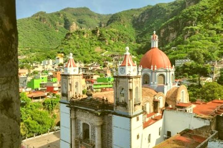 Abigail, 35 — Escort in Mayanalan, Mexico