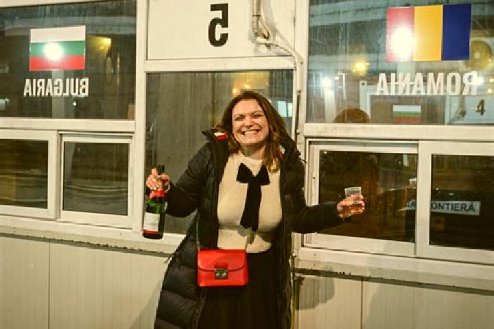 Abigail, 36 — Escort in Cuzap, Romania