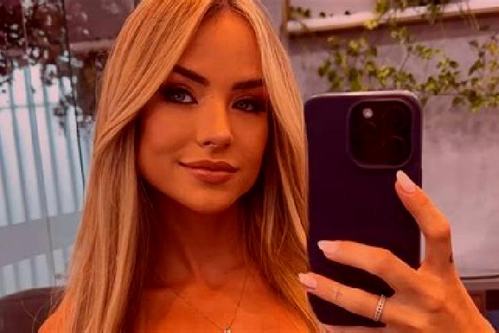Abigail, 36 — Escort in Martins Additions, United States