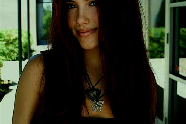 Abigail, 37, a auburn dark-eyed mediterranean companion based in Erakala. Offering Fetish, OWO, Striptease. Available for incall and outcall, overnight booki...