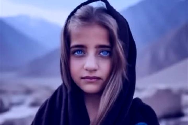 Abigail, 37, a blonde amber-eyed middle eastern companion based in Arapoema. Offering Striptease, Erotic Massage, Overnight. Available for incall and outcall...