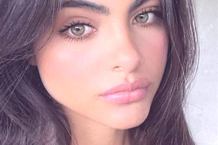 Abigail, 37, a brunette green-eyed slavic companion based in Sumbawa Besar. Offering BDSM, Massage, 69, Dinner Date, A-Level. Available for incall and outcal...