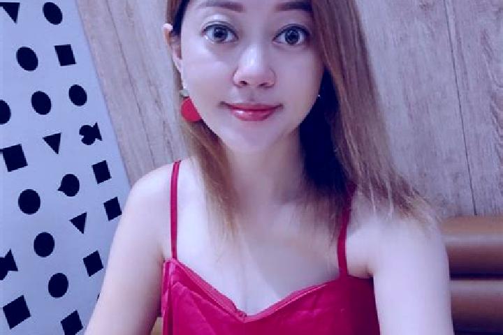 Abigail, 37 — Escort in Karlung, China