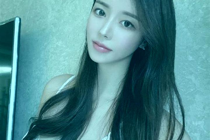 Abigail, 37 — Escort in Mazhou, China