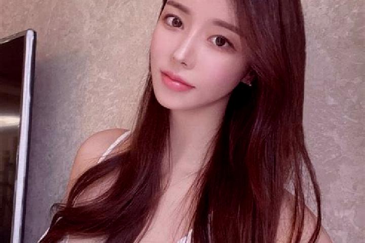 Abigail, 37 — Escort in Mengwang, China