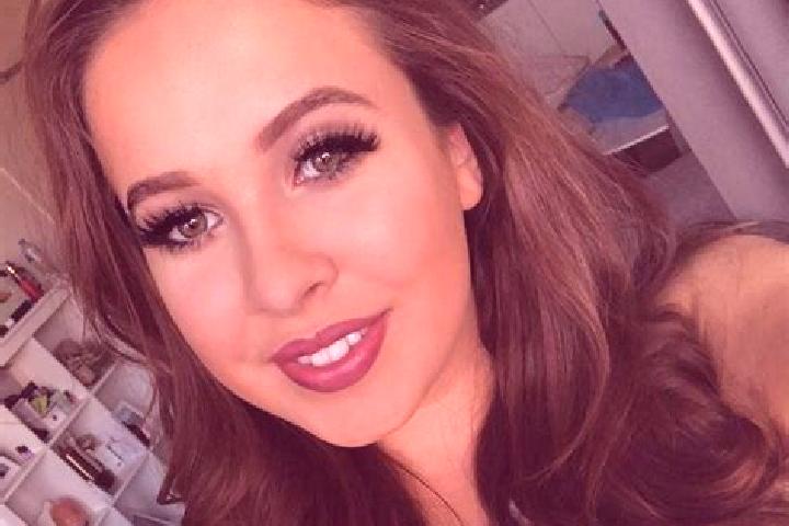 Abigail, 38, a black grey-eyed european companion based in Partabpur. Offering Duos, Tantra, Dinner Date. Available for incall and outcall, day and evening d...