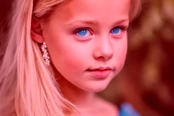 Abigail, 38, a blonde blue-eyed asian companion based in Zapaltecatl. Offering Domination, Tantra, Roleplay, Fetish. Available for incall and outcall, overni...