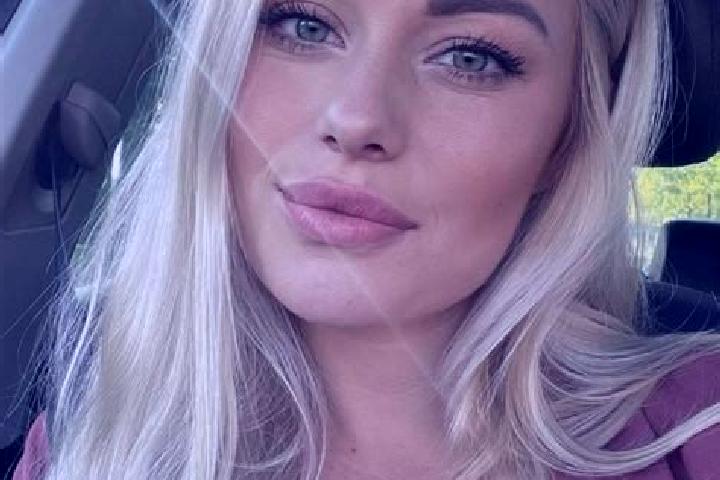 Abigail, 38, a blonde hazel-eyed caucasian companion based in Muringur Vadakummuri. Offering Couples, Girlfriend Experience, Roleplay, Overnight. Available f...