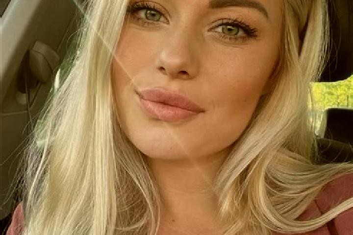Abigail, 38, a blonde hazel-eyed middle eastern companion based in Lakehurst. Offering GFE, Massage, Tantra, A-Level. Available for incall and outcall, overn...