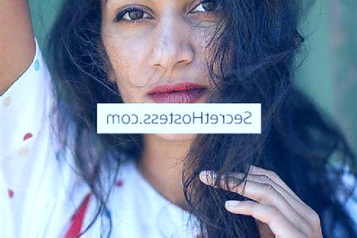 Abigail, 38, a red amber-eyed indian companion based in Cravant-les-Coteaux. Offering Deep French Kissing, Tantra, Travel Companion. Available for incall and...