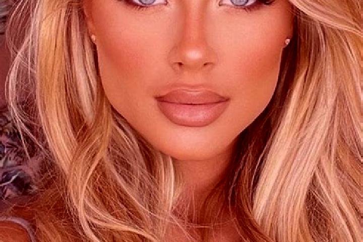 Abigail, 39, a blonde hazel-eyed latina companion based in Oneroa. Offering Striptease, Couples, Party Girl. Available for incall and outcall, overnight book...