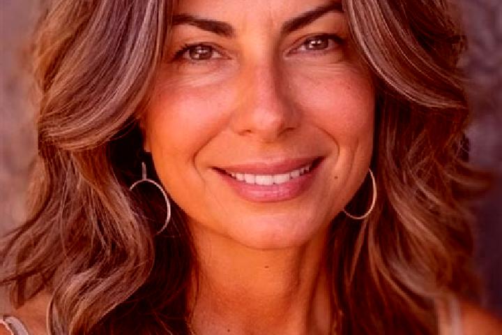 Abigail, 39, a brunette grey-eyed caribbean companion based in Gouvelandia. Offering Massage, Striptease, Roleplay, Fetish. Available for incall and outcall,...