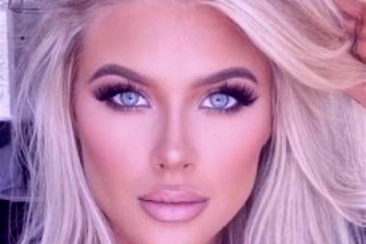 Abigail, 39, a platinum blonde blue-eyed indian companion based in Concordia. Offering CIM, Striptease, Couples. Available for incall and outcall, overnight ...