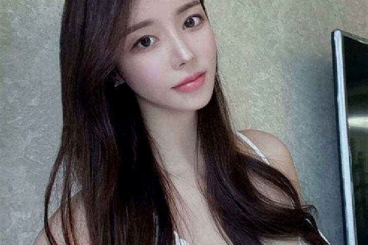 Abigail, 39 — Escort in Jiaqiong, China