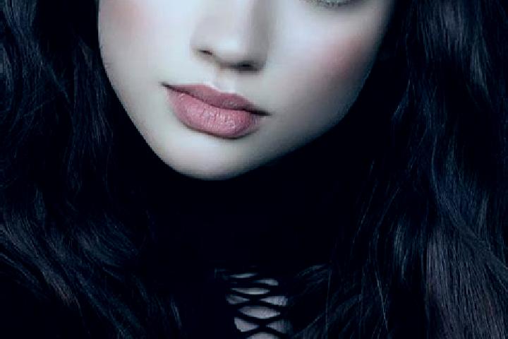 Addison, 20, a auburn dark-eyed european companion based in Vighignolo. Offering Massage, Prostate Massage, BDSM. Available for incall and outcall, day and e...