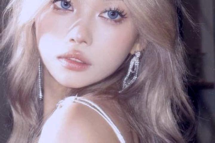 Addison, 20, a blonde dark-eyed asian companion based in Parian Dakula. Offering Prostate Massage, Roleplay, 69. Available for incall and outcall, overnight ...