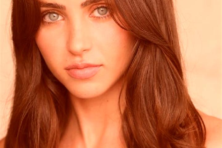 Addison, 20, a brunette dark-eyed caribbean companion based in Valemount. Offering A-Level, Roleplay, Domination, OWO, Fetish. Available for incall and outca...