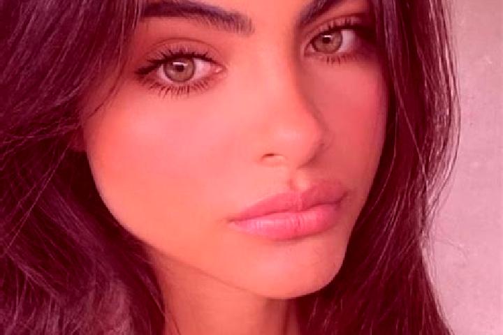 Addison, 20, a chestnut dark-eyed indian companion based in Xianxiang. Offering Deep French Kissing, CIM, Domination, GFE. Available for incall and outcall, ...