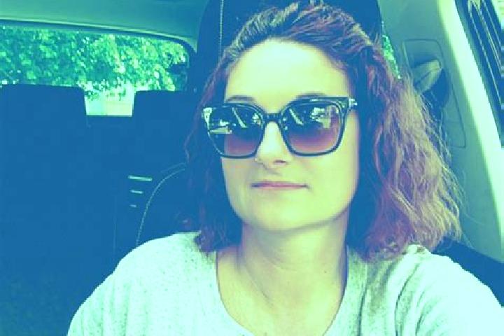 Addison, 20 — Escort in Flogny-la-Chapelle, France